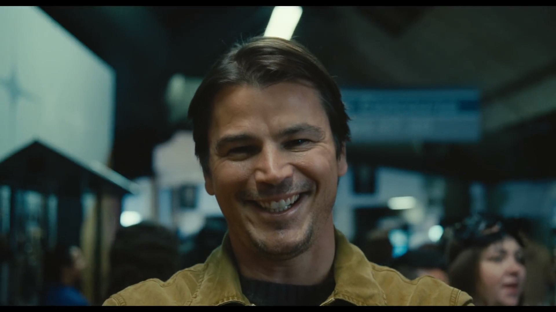 Shyamalan Enters Serial Killer Territory with TRAP. (Film Review)