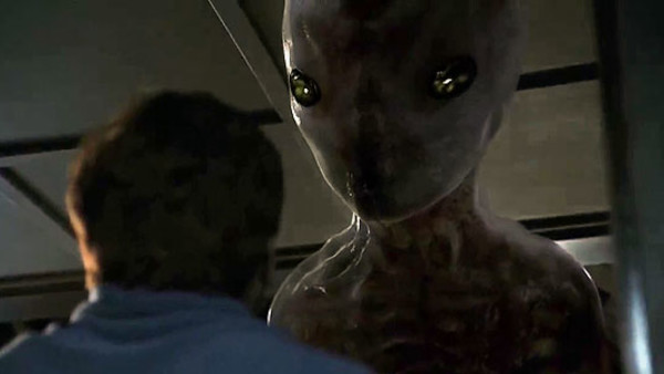 5 UNEARTHLY CONNECTIONS: HOW ALIEN ENCOUNTERS REFLECT HUMAN RELATIONSHIPS