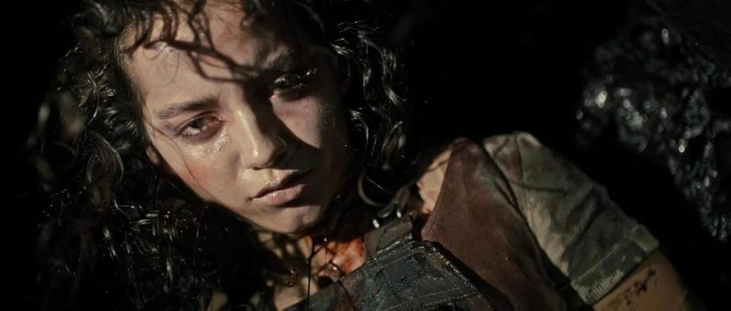 Near death woman, Alien: Romulus