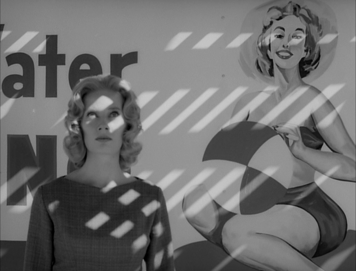 CARNIVAL OF SOULS, MESSIAH OF EVIL AND THE NIGHTMARE OF AN EMPTY&nbsp;BEACH