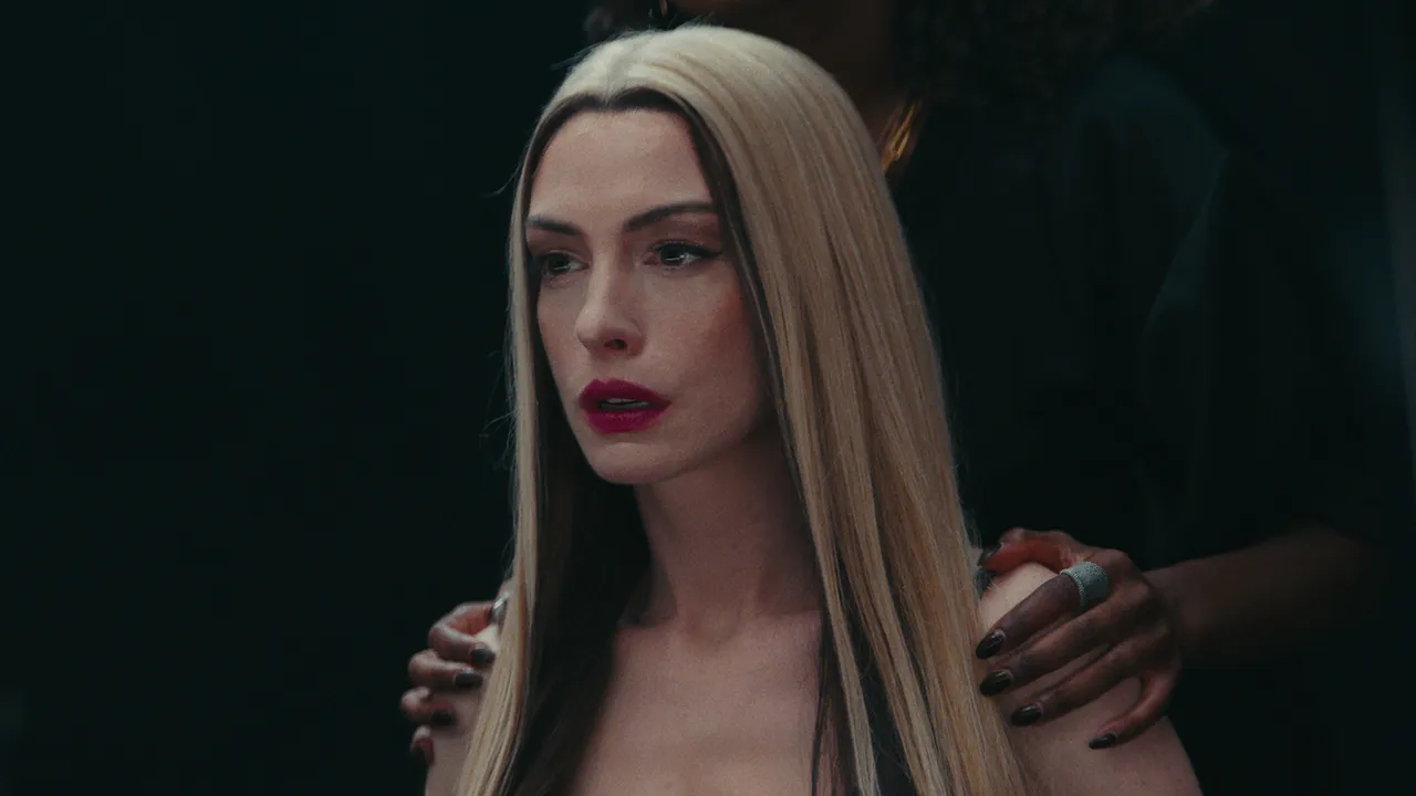 MOTHER MARY: SARTORIAL SHROUD BY A THOUSAND STITCH SEAMS